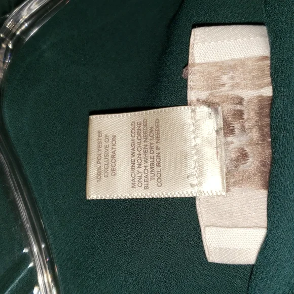 ๐บHP! ๐$8 or 4/$20! AnnTaylor LOFT Petite Teal Tank w/ Lace on Shoulders XXS ๐ - Picture 5 of 5